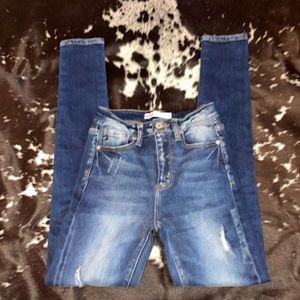 Kancan womens skinny jeans.